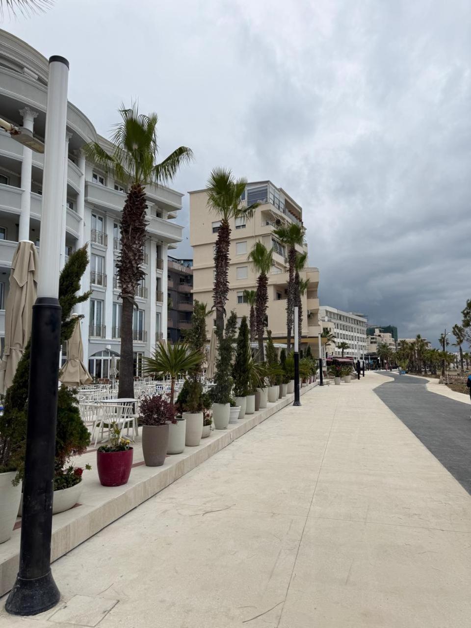 Gent's Luxury Apart-hotel Durrës